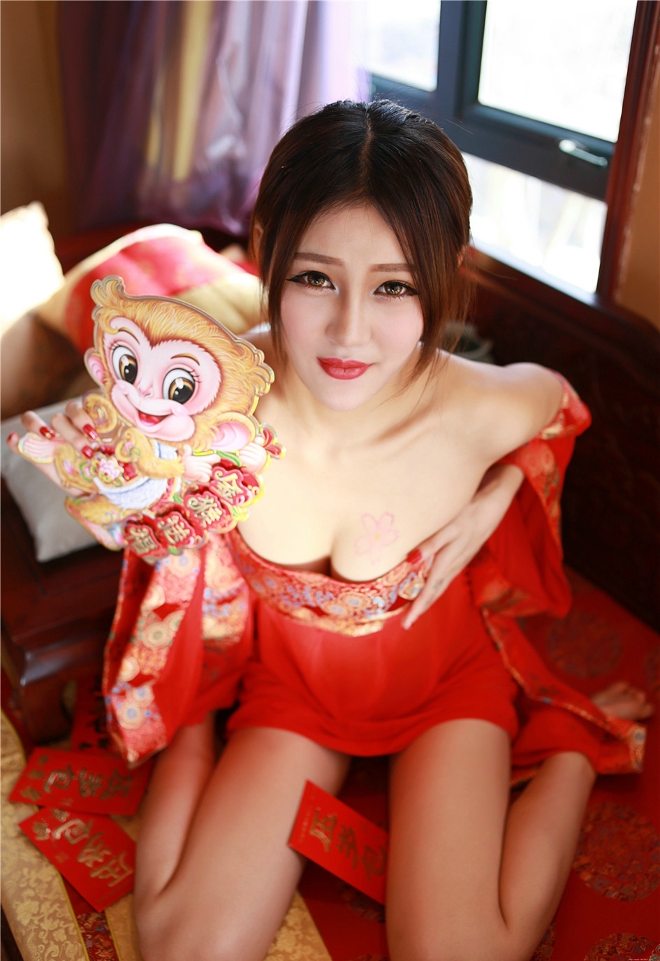 红衣佳人王乔恩Abby妖娆性感写真