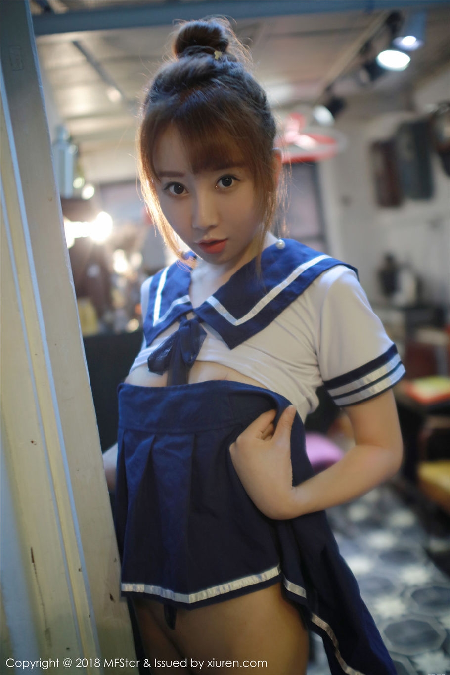 学生妹夏笑笑Summer校服养眼酥胸大胆写真