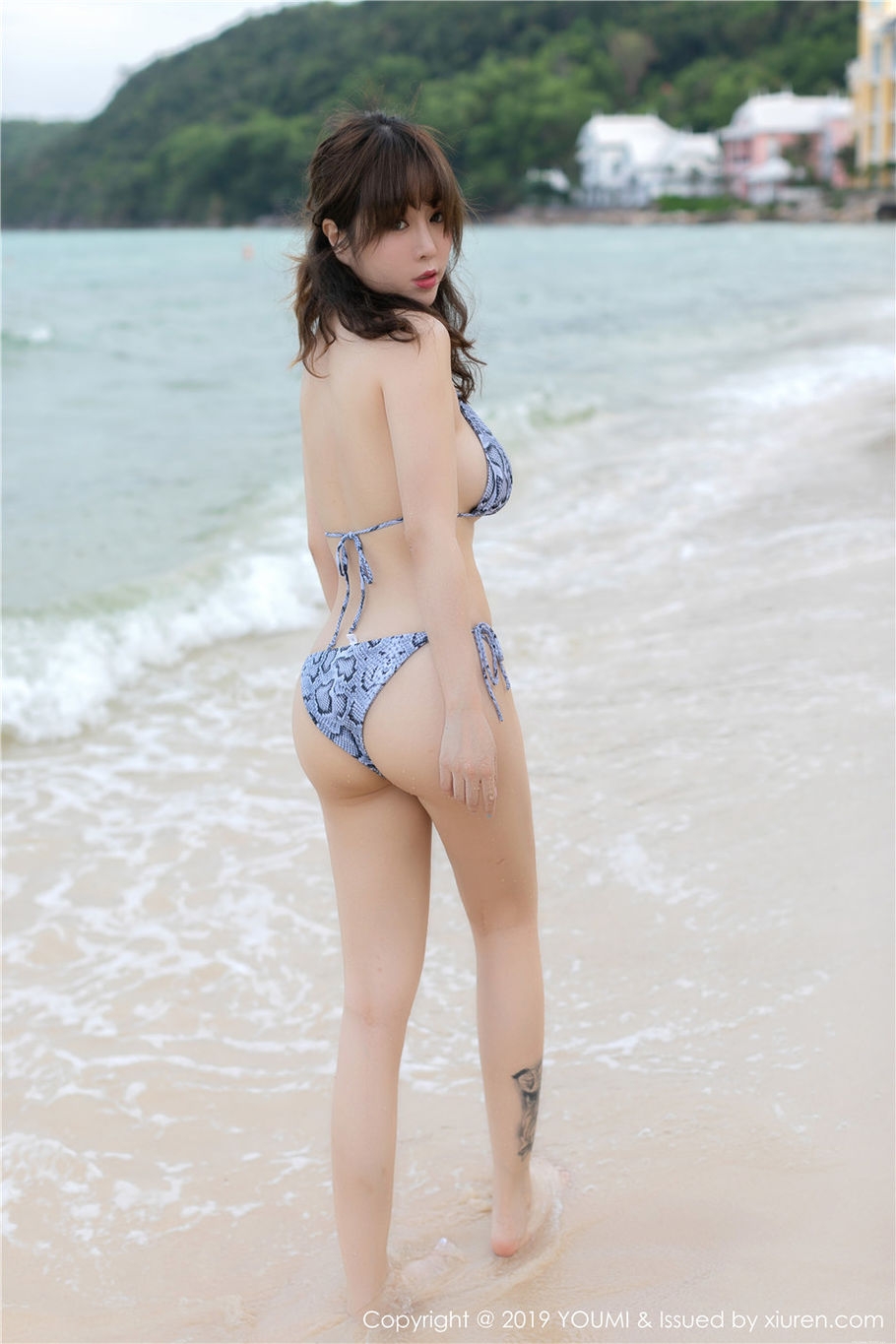 嫩模王雨纯比基尼阳光沙滩性感写真集