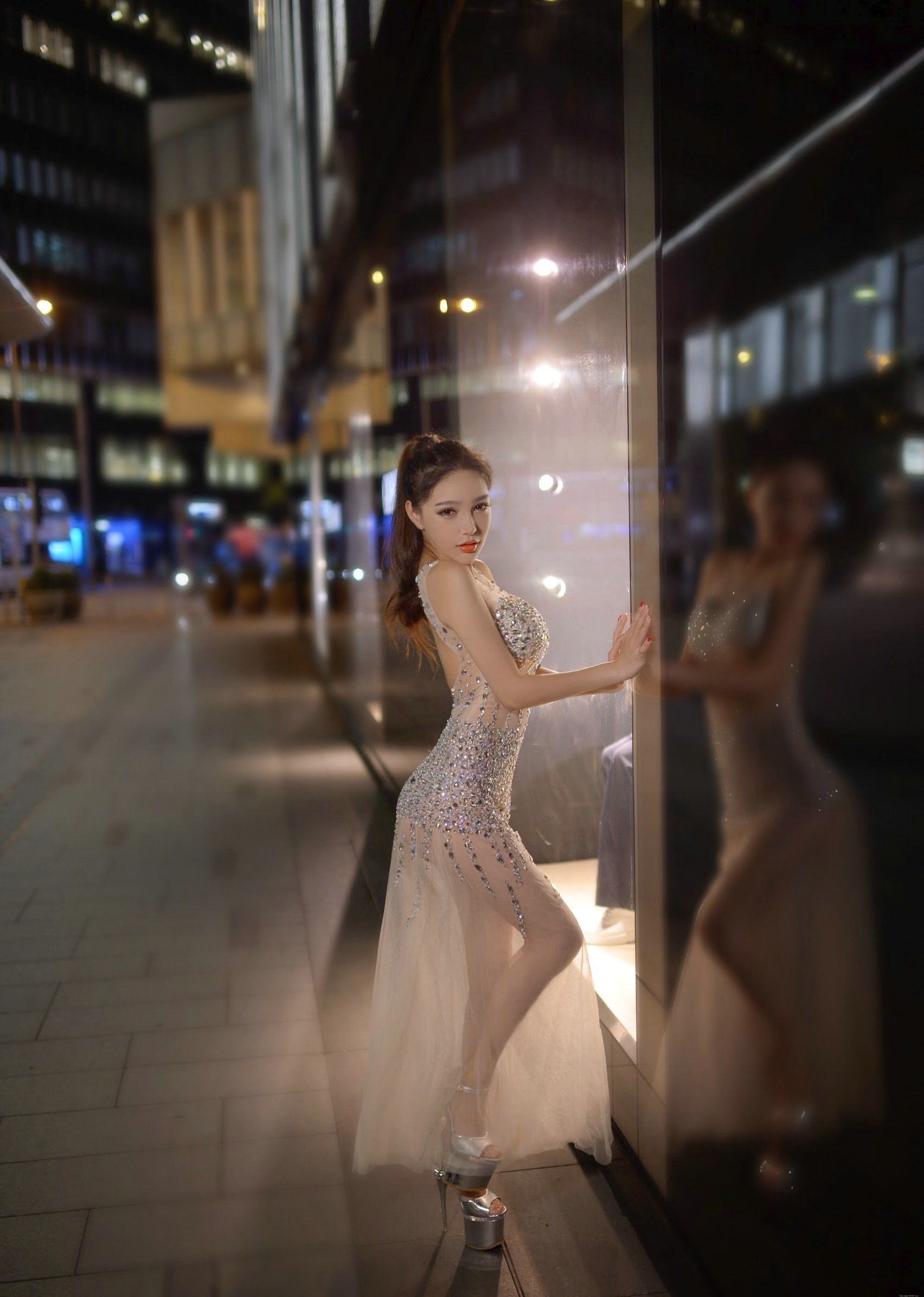 气质妖娆性感女神吴婕妤妩媚绝色私房照