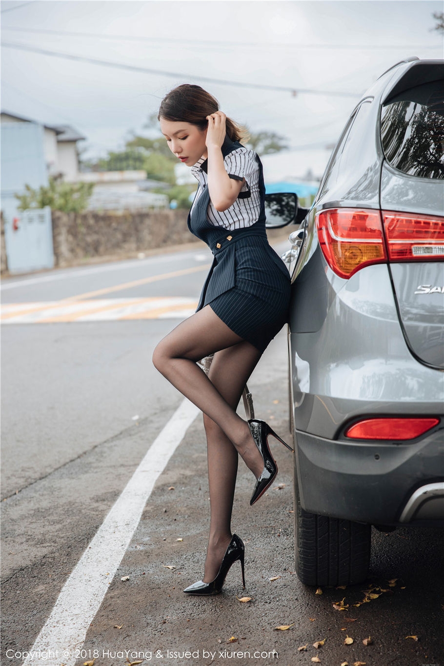 美乳秘书黄楽然丝袜美腿性感写真