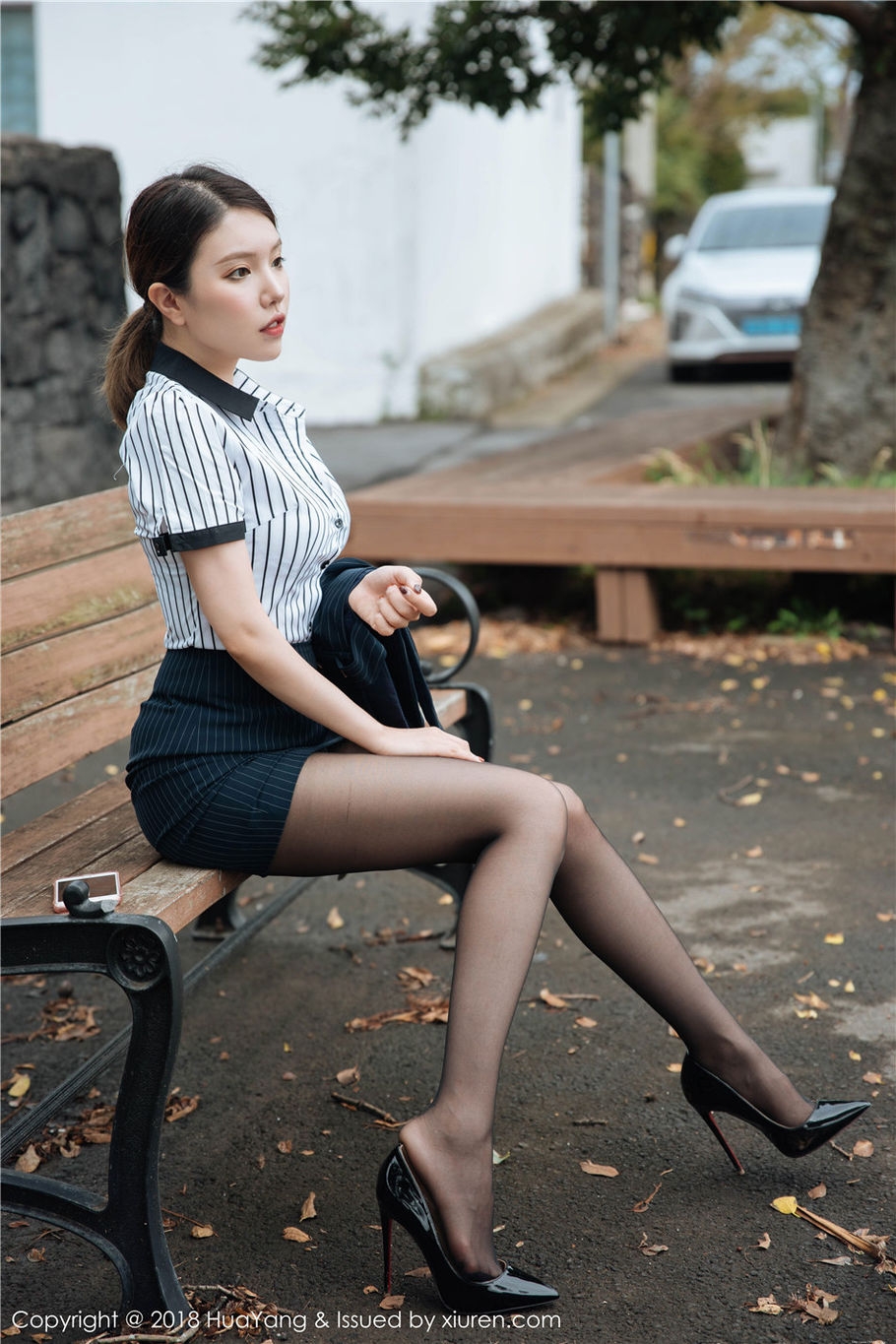 美乳秘书黄楽然丝袜美腿性感写真