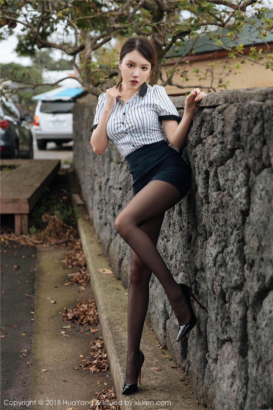 美乳秘书黄楽然丝袜美腿性感写真