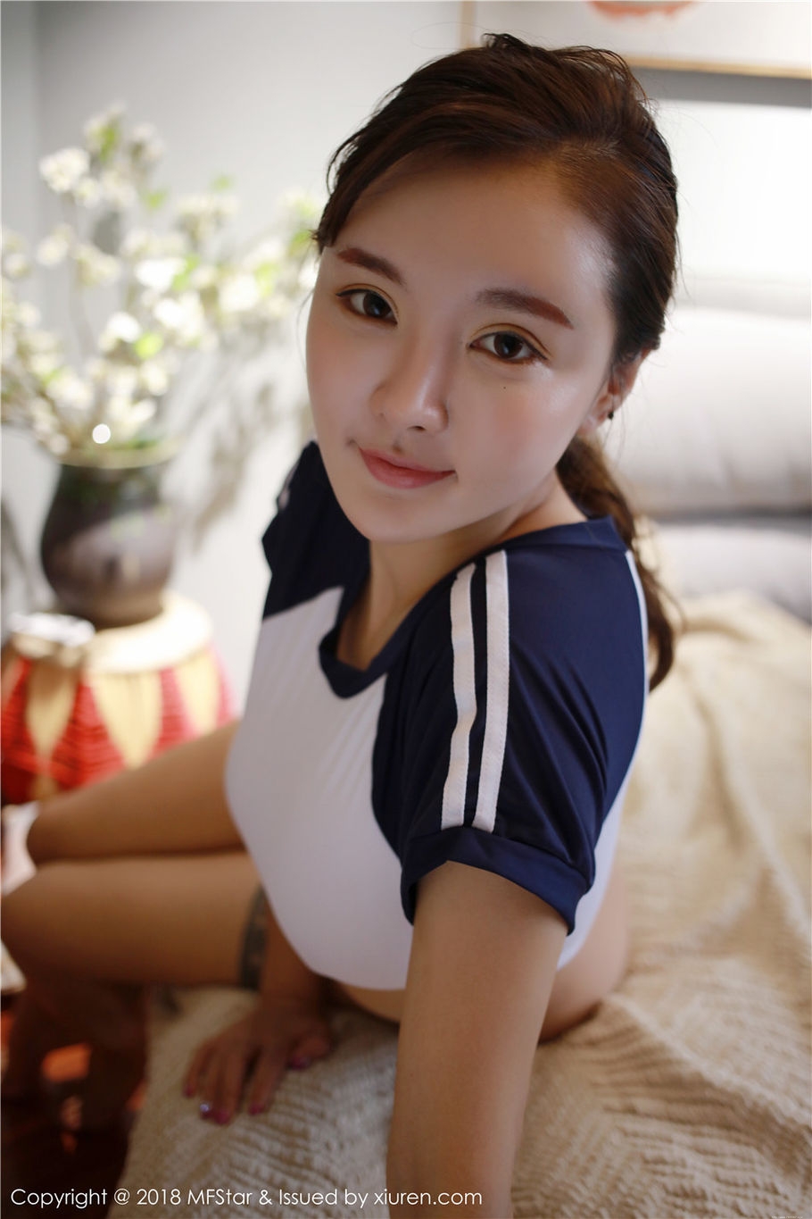 美胸可爱美女佳佳JiaJia透视装诱惑写真