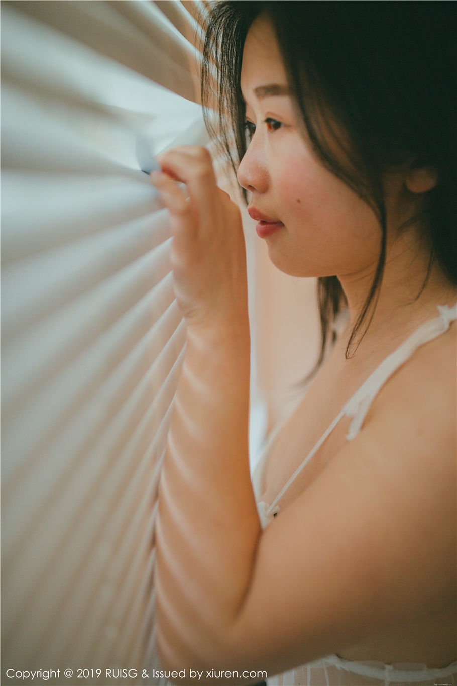 性感少妇浪漫果味蕾丝情趣内衣私拍图片