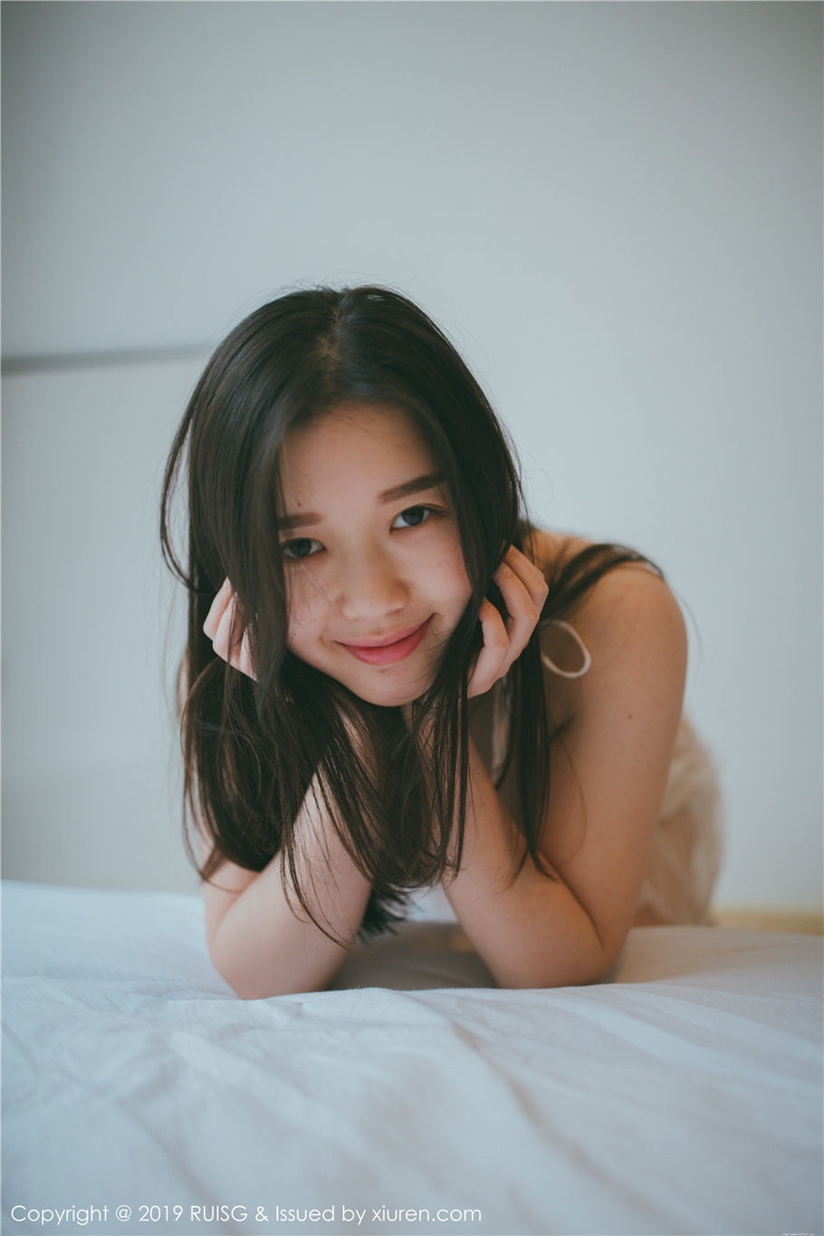 性感少妇浪漫果味蕾丝情趣内衣私拍图片