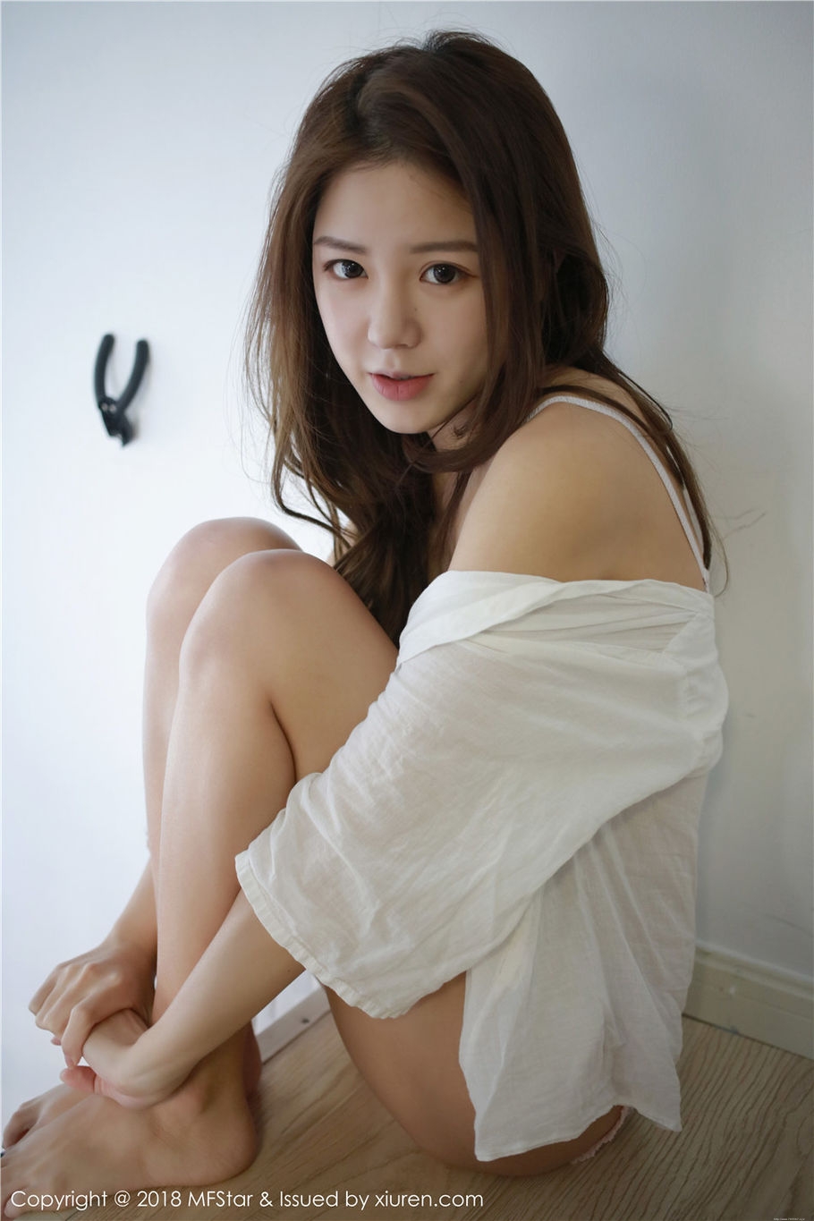 小清新美女卤蛋luna内衣唯美写真