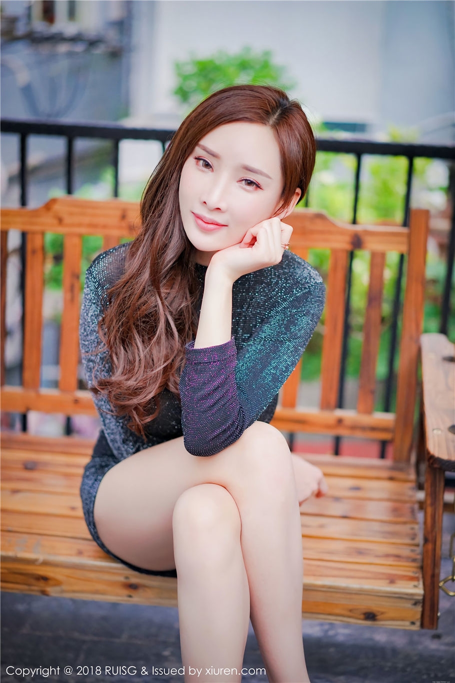 美胸性感少妇奶瓶土肥圆矮挫丑黑穷超短裙真空写真