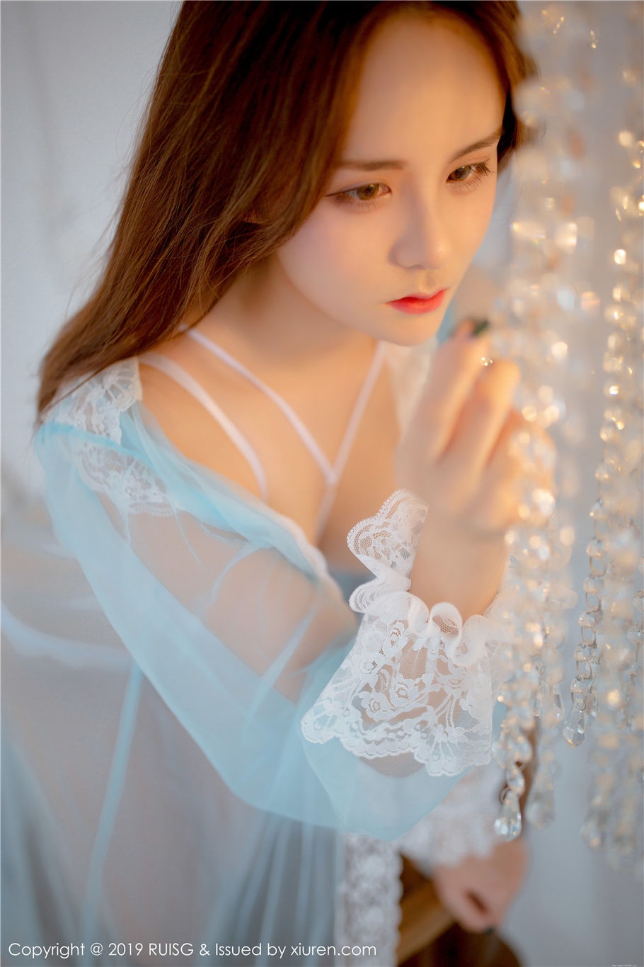 性感少妇Daisy琳琳蕾丝情趣睡衣诱惑私房照