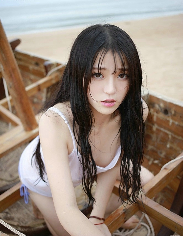 mm性感女神美腿翘臀大胆写真摄影图