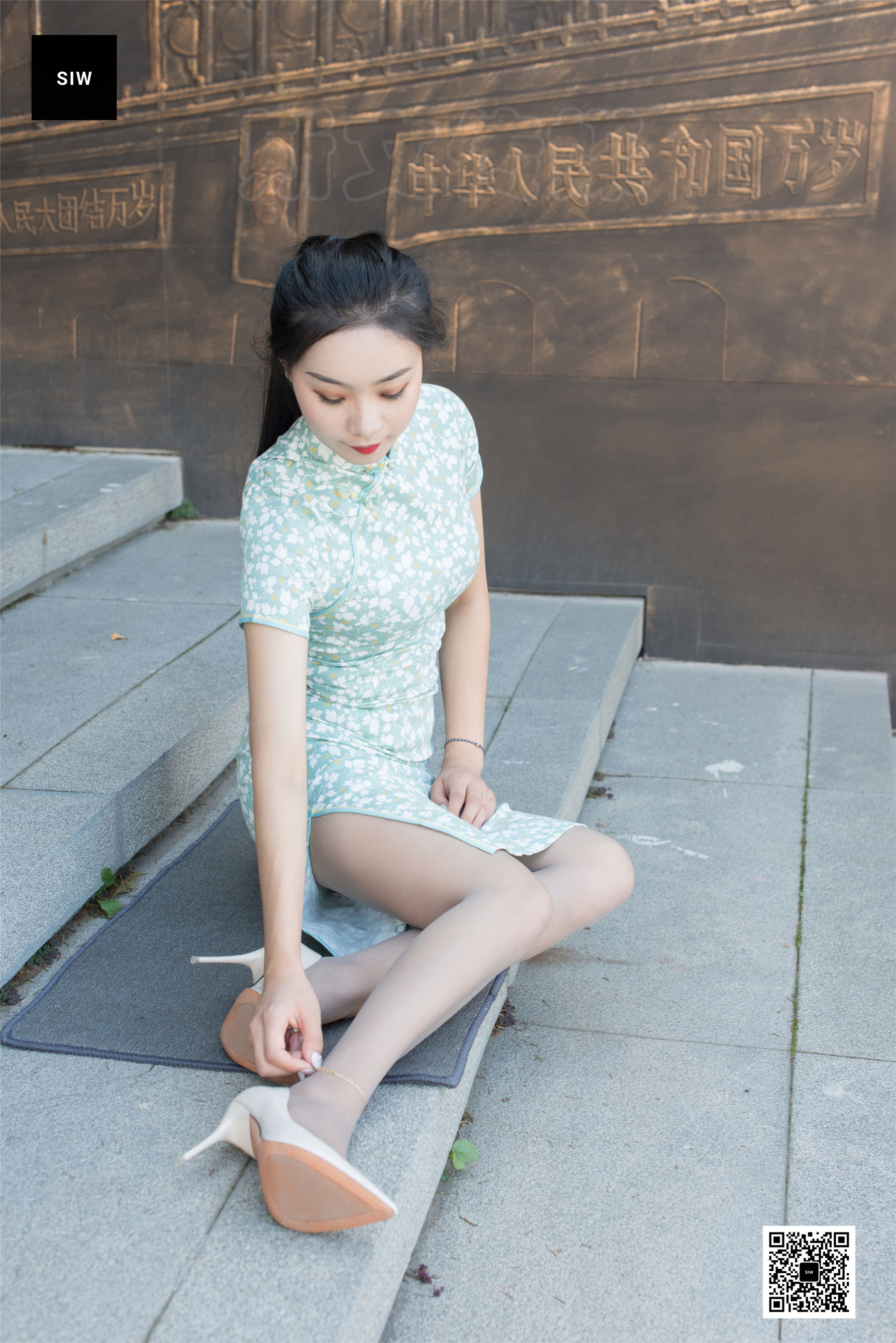 乐饮《国楼旗袍》 [斯文传媒SIW] 写真集