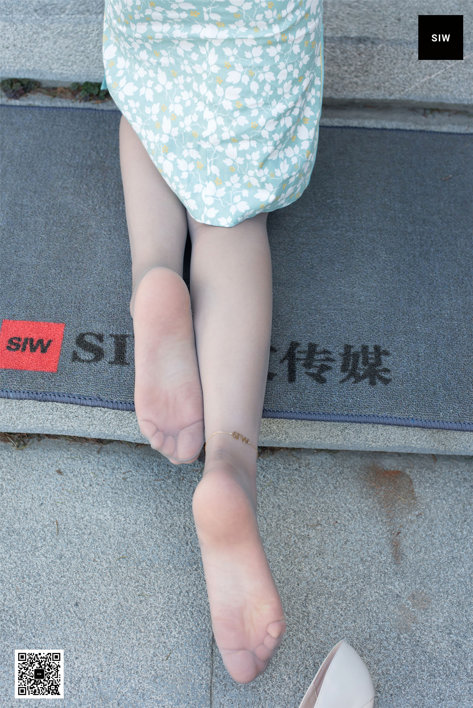 乐饮《国楼旗袍》 [斯文传媒SIW] 写真集