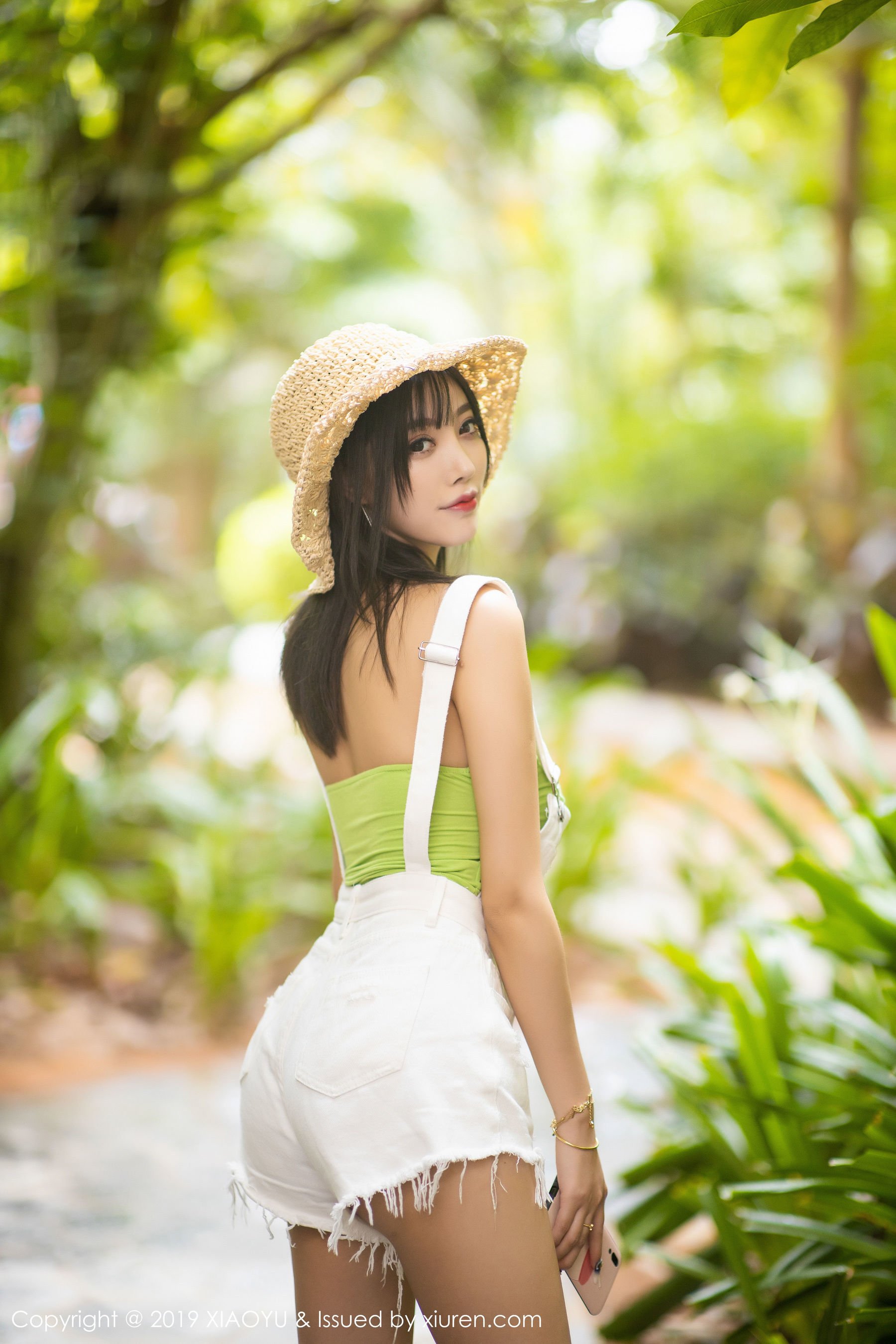 杨晨晨sugar《清纯甜美+性感诱人》 [语画界XIAOYU] Vol.204 写真集