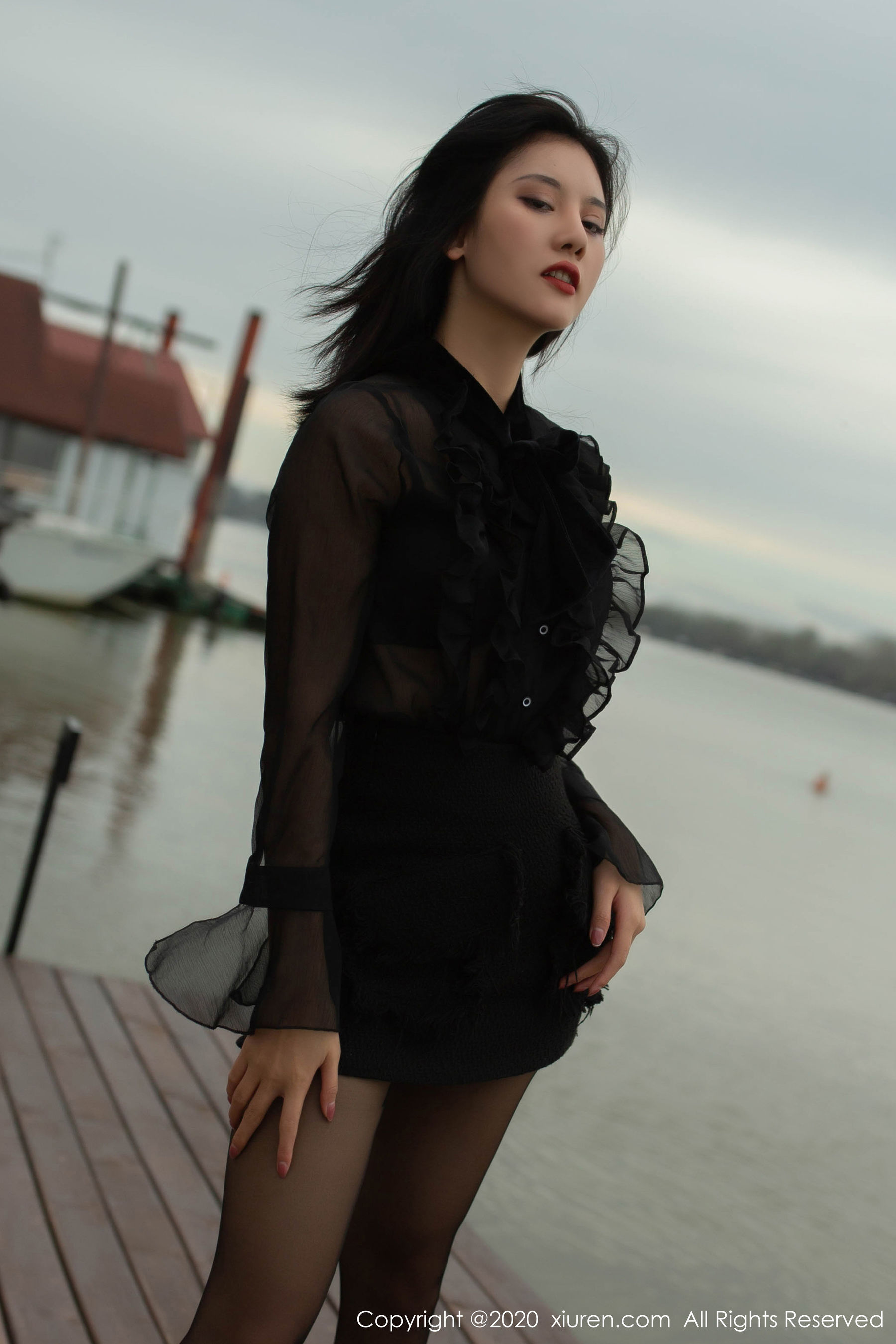 [秀人XIUREN] No.2128 就是阿朱啊&amp;陆萱萱 《置业顾问主题系列》 写真集