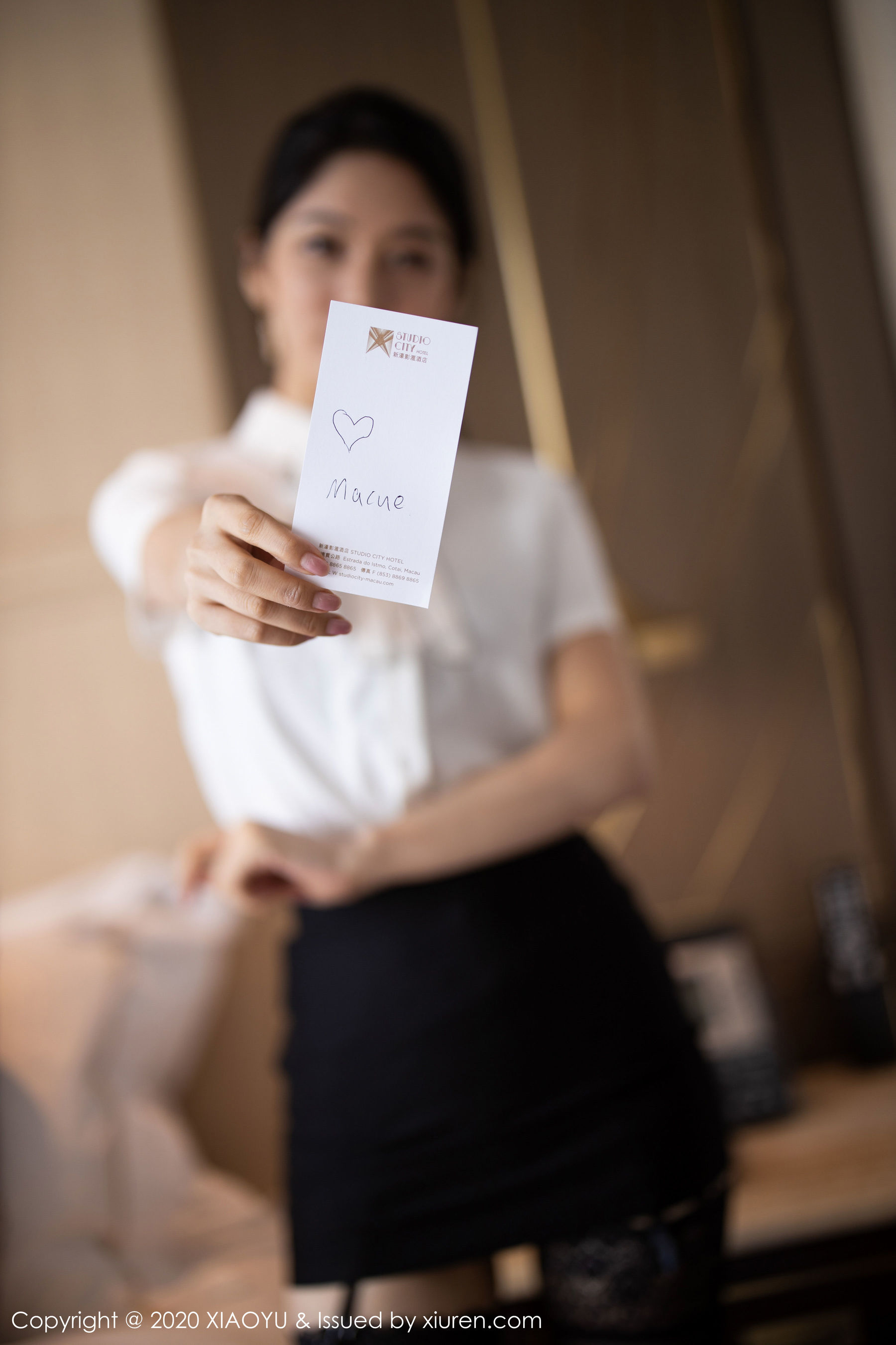 [语画界XIAOYU] Vol.258 Angela小热巴 《黑丝吊袜的OL》 写真集