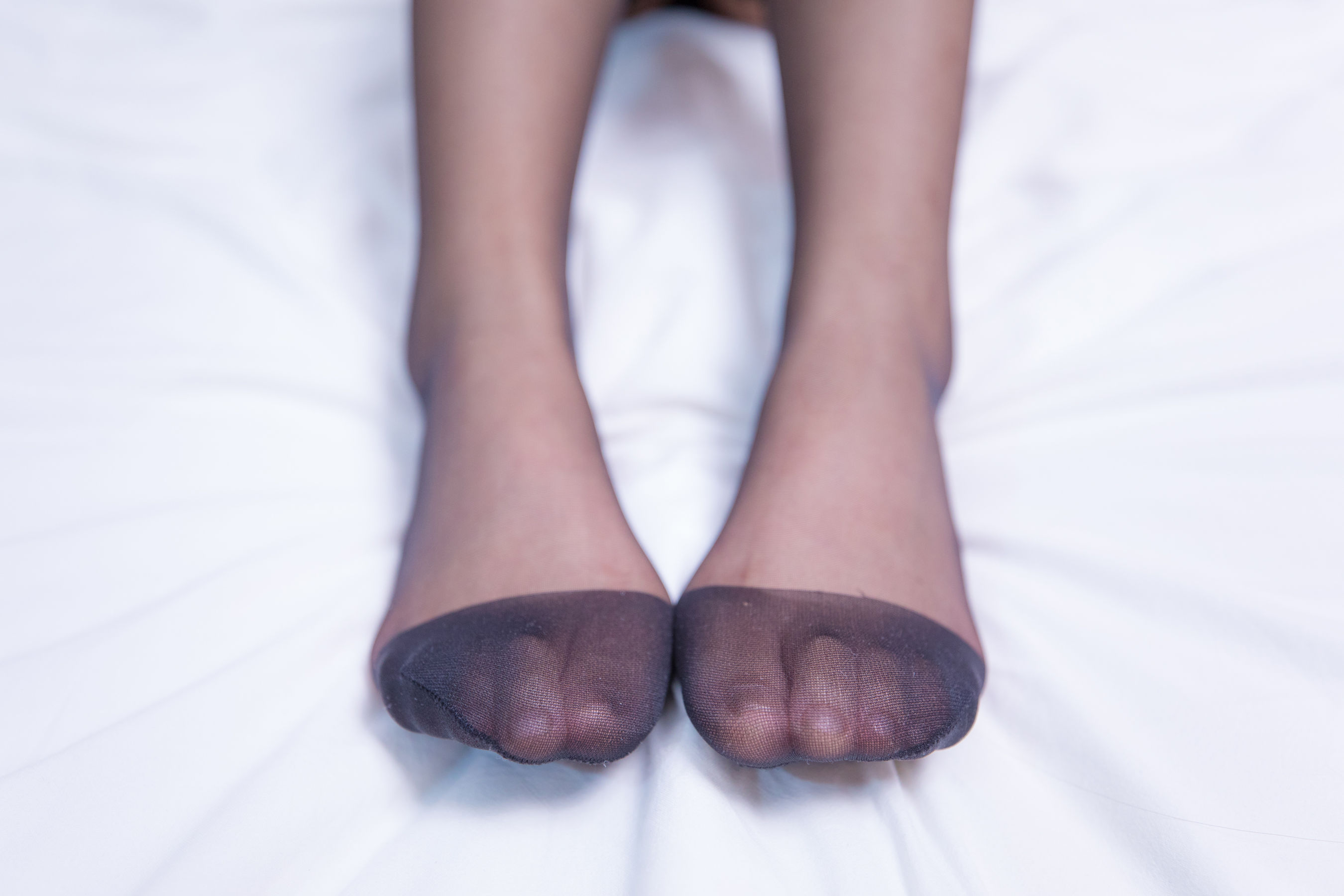 神楽坂真冬 《百合(ラブレター)》 写真集