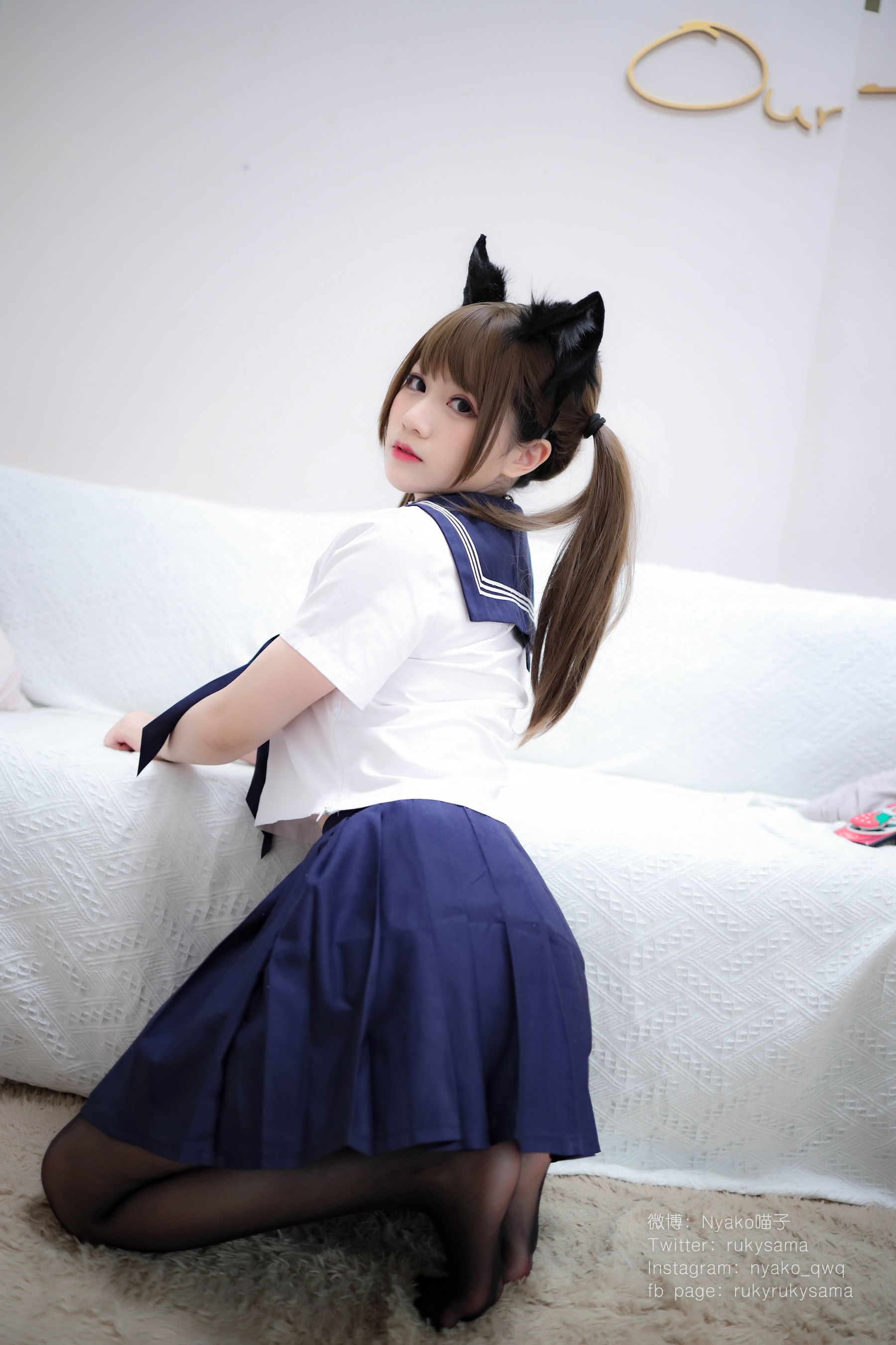 Nyako喵子 《黑丝水手服猫娘》 写真集