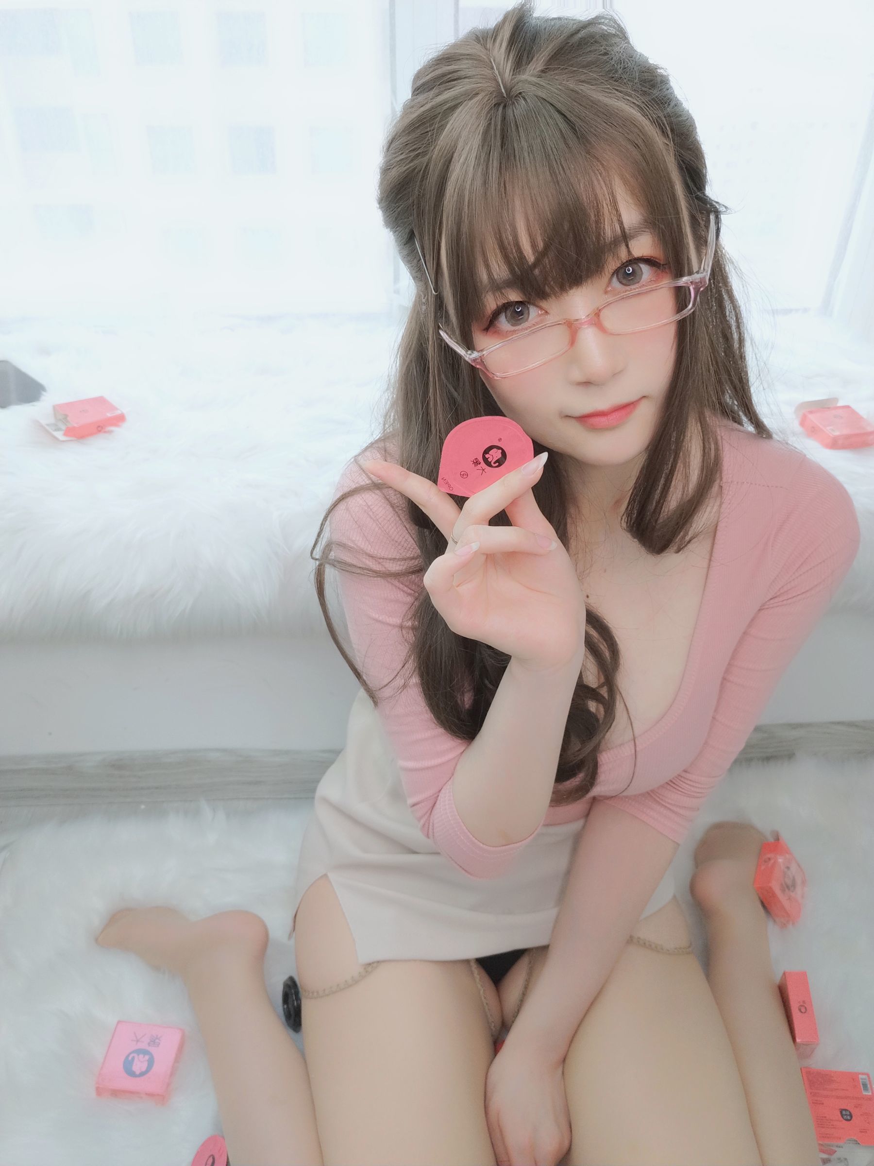 Coser小姐姐白银81 《甜美后辈》 写真集