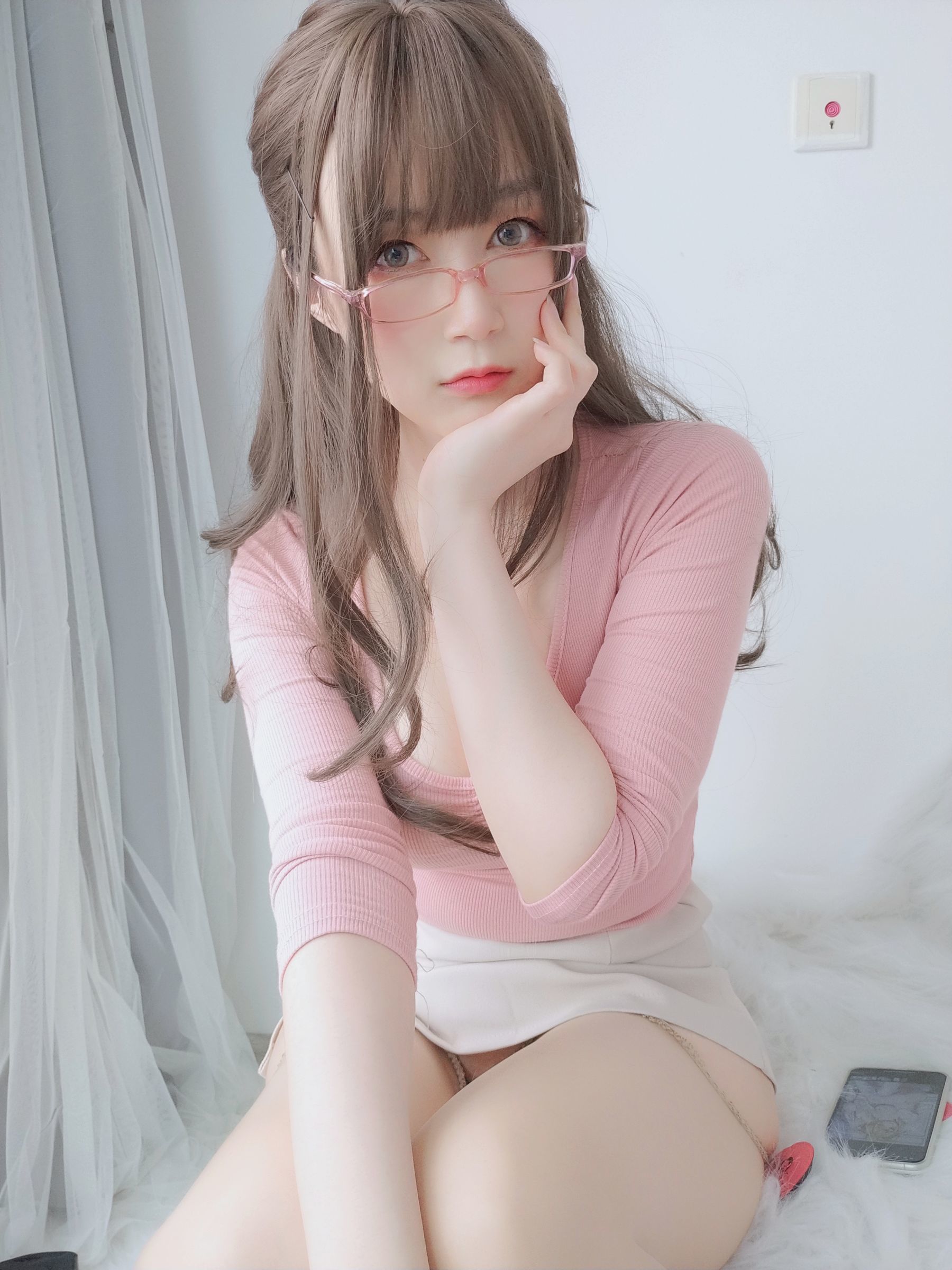 Coser小姐姐白银81 《甜美后辈》 写真集