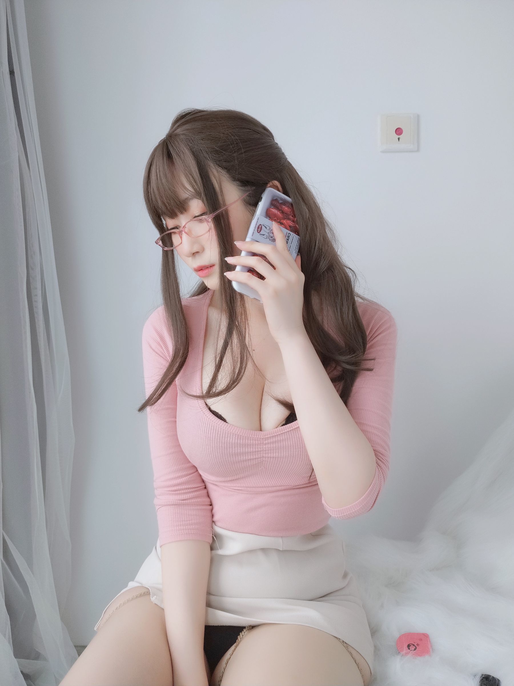 Coser小姐姐白银81 《甜美后辈》 写真集