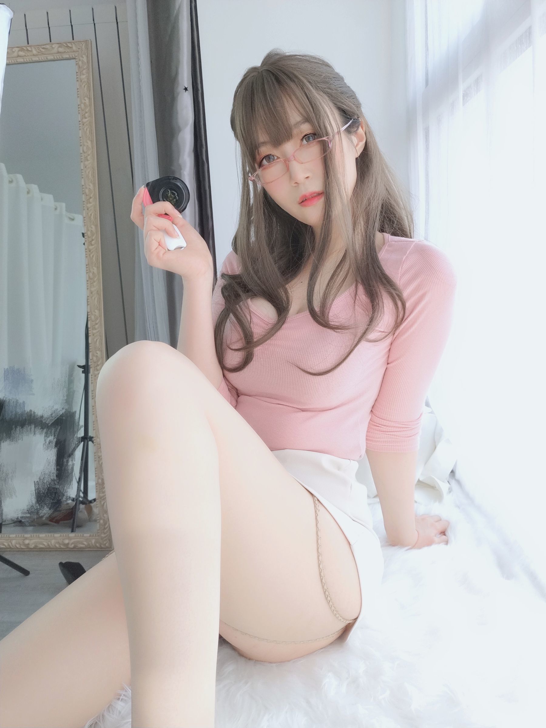 Coser小姐姐白银81 《甜美后辈》 写真集