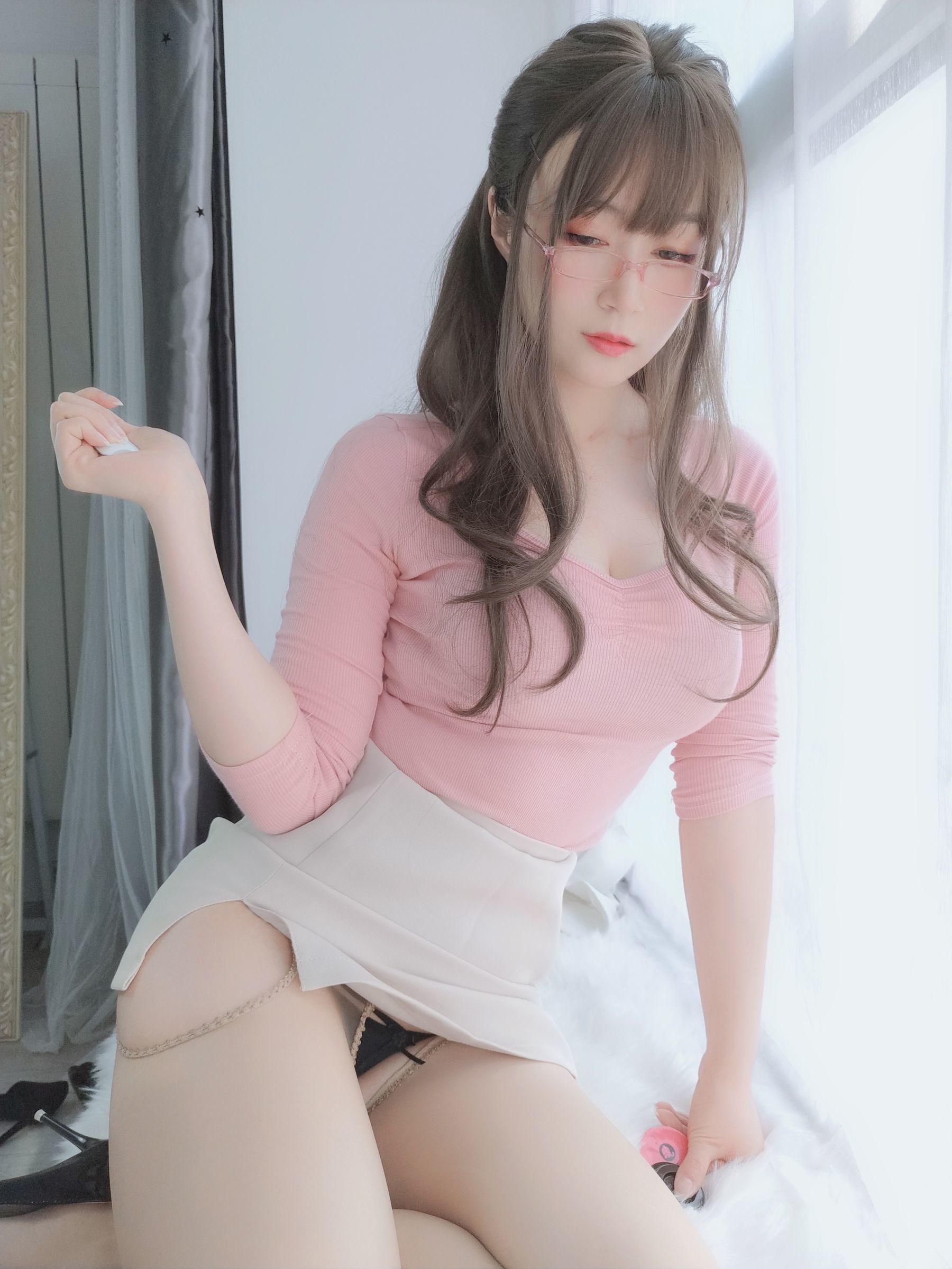 Coser小姐姐白银81 《甜美后辈》 写真集