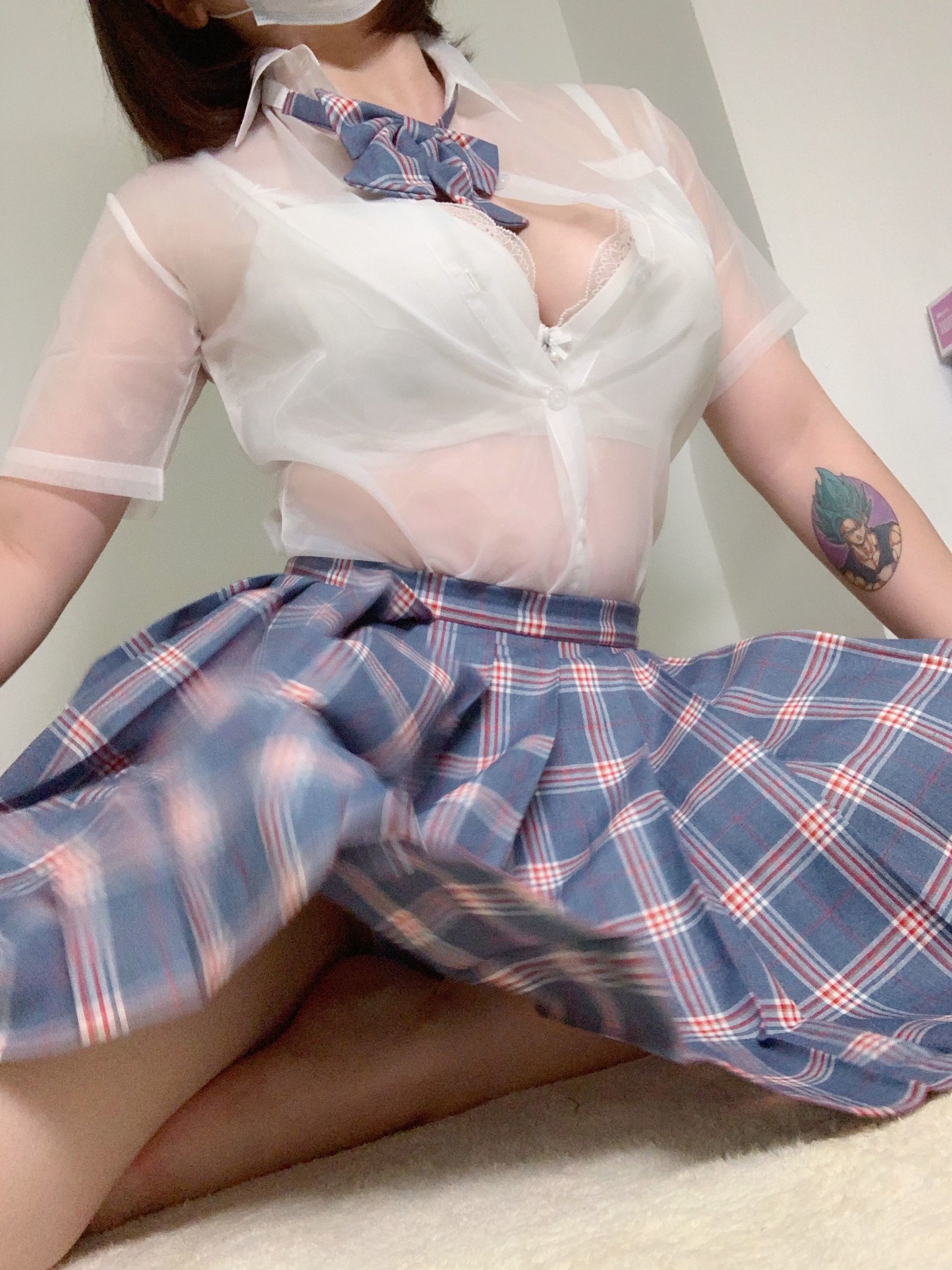 皮皮奶可可爱了啦 《jk透明制服》 写真集