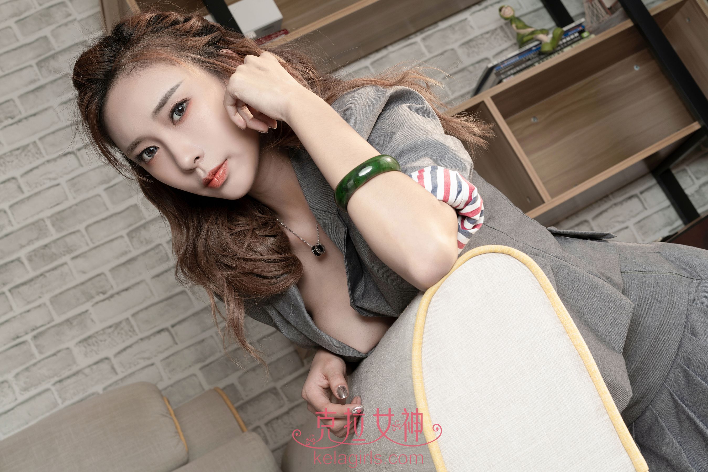 [克拉女神Kelagirls]  子吟 《特立独行》 写真集