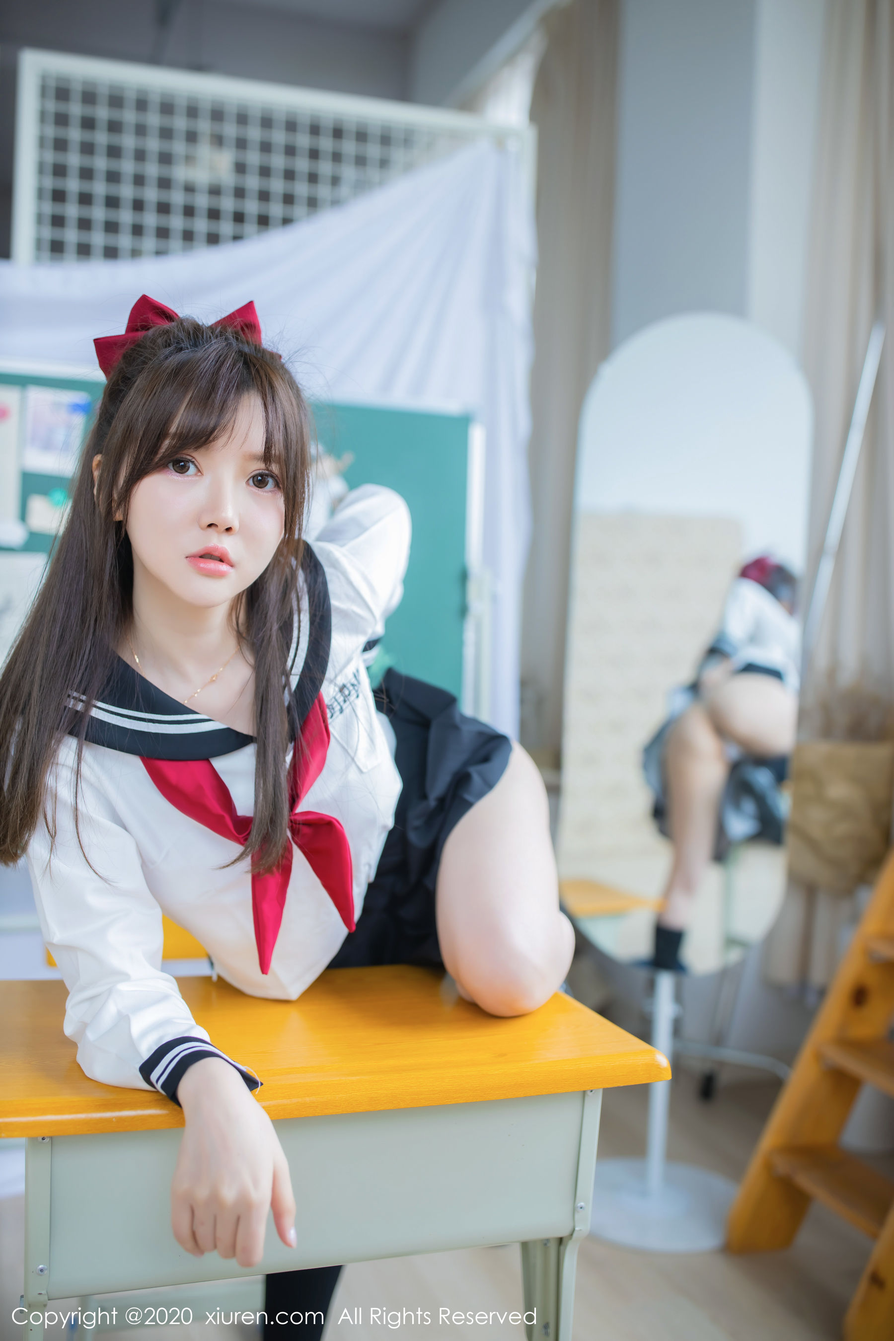 [秀人XiuRen] No.2193 糯美子Mini 《学生服主题》 写真集