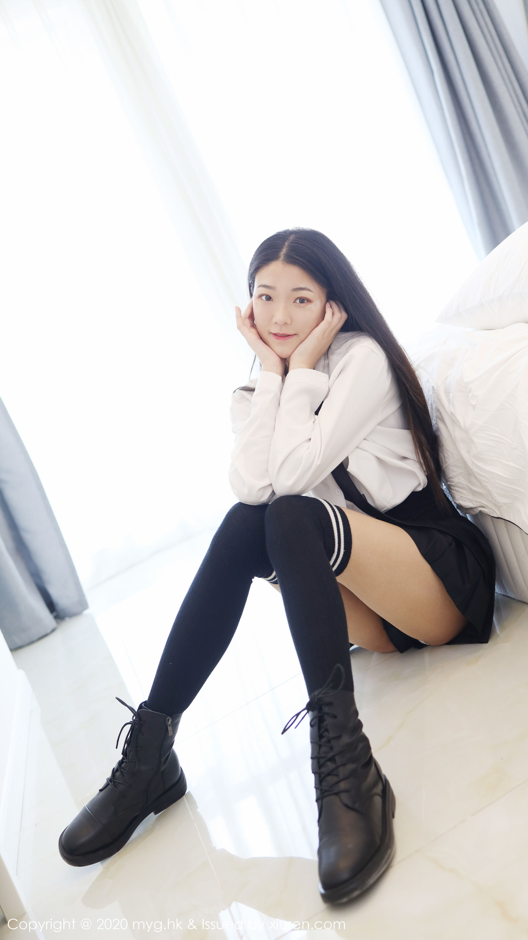 [美媛馆MyGirl] Vol.439 Laura张小妮 《经典的JK制服》 写真集