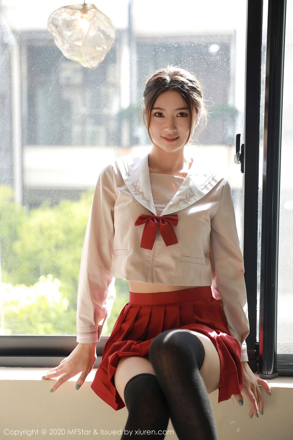 [MFStar模范学院] 美女模特方子萱经典JK制服系列性感私房写真 Vol.340