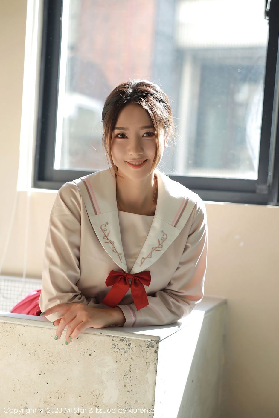 [MFStar模范学院] 美女模特方子萱经典JK制服系列性感私房写真 Vol.340