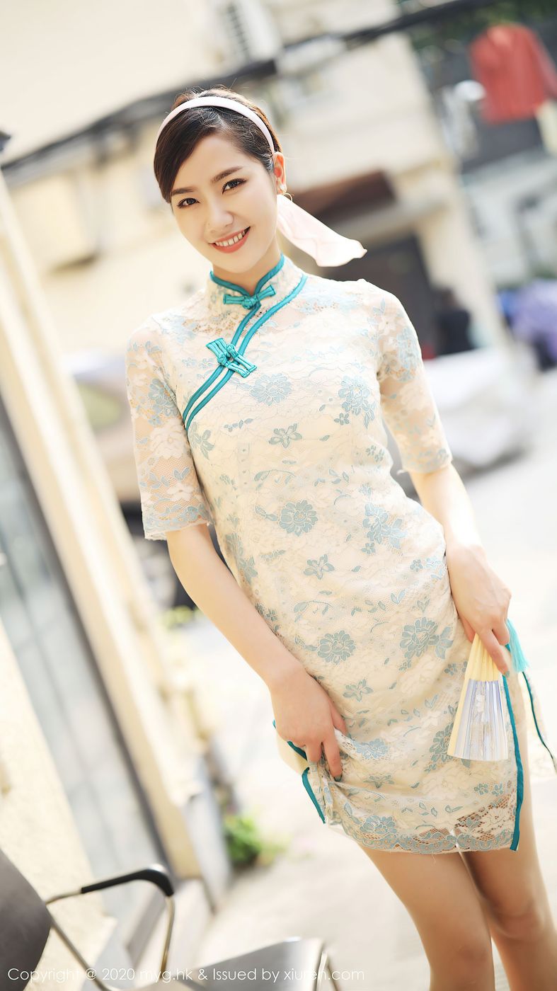 [MyGirl美媛馆] 美女模特方子萱韵味旗袍与现代丝袜古典风格写真 Vol.446