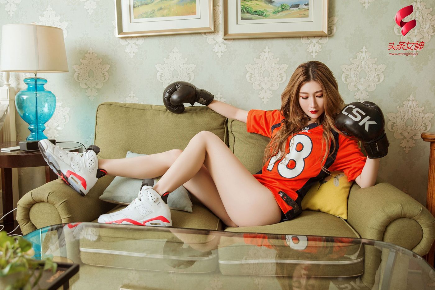 [WordGirls头条女神] 拳击宝贝玄子修长美腿+运动服阳光灿烂写真