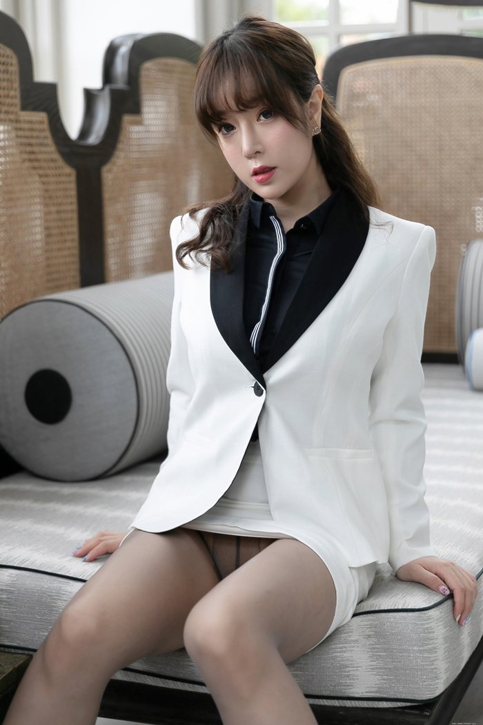 职场丽人王雨纯性感大波惹人醉