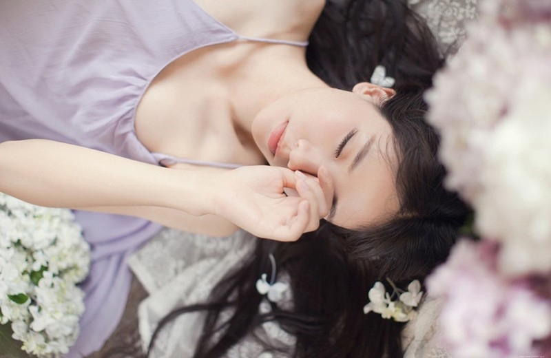 清纯养眼mm花房私照温暖人心写真10p