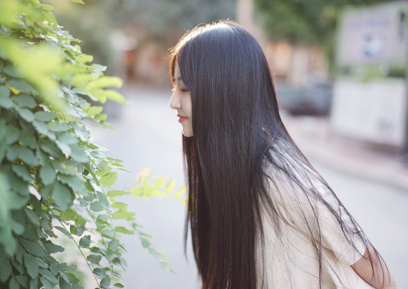 纯情优美长发mm夏天清新美丽写真10p