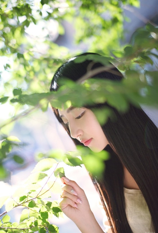 纯情优美长发mm夏天清新美丽写真10p
