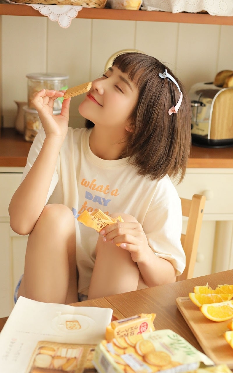 漂亮小姐姐清秀可人美女套图