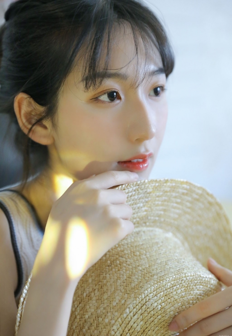 极品俏佳人明媚动人私房摄影