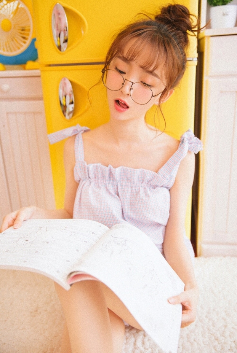 2020年元气美少女俏皮惹火私拍