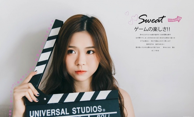 00后漂亮美眉明眸皓齿清纯写真