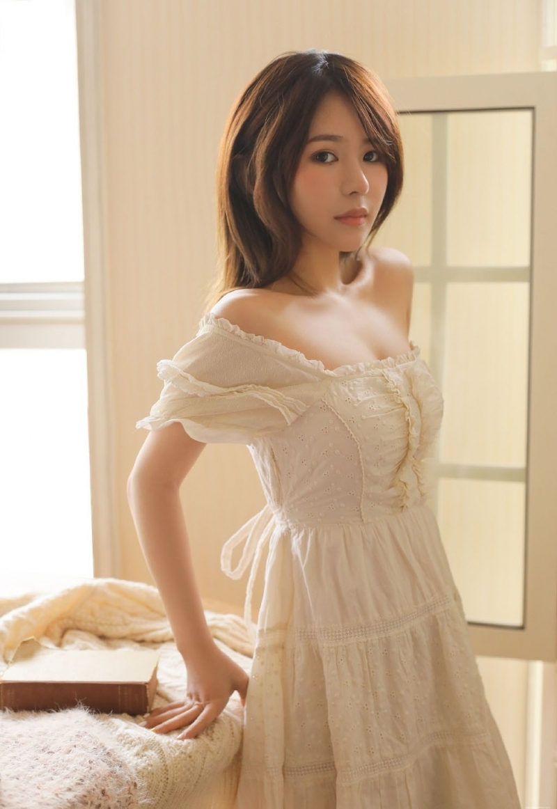 极品舞蹈少女娇躯玲珑惹火美女图