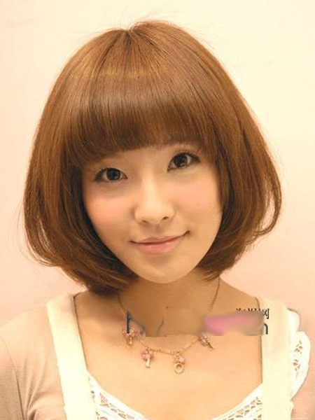 短发女生眉目清秀美女写真