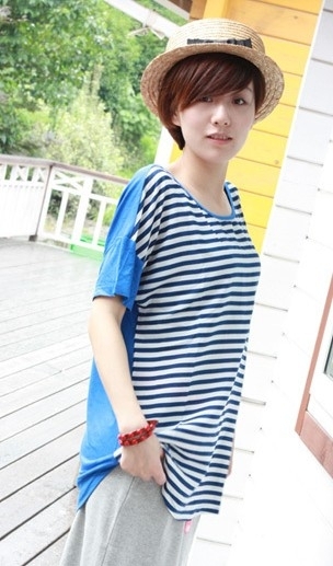 清纯女生娇媚可人美女写真