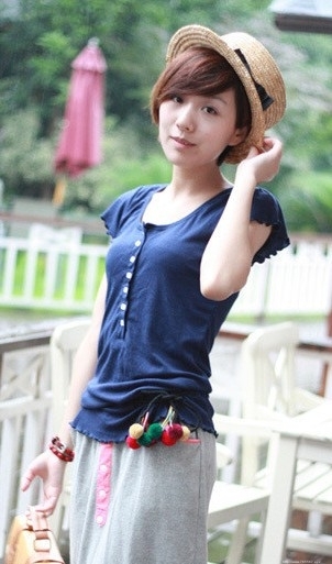 清纯女生娇媚可人美女写真