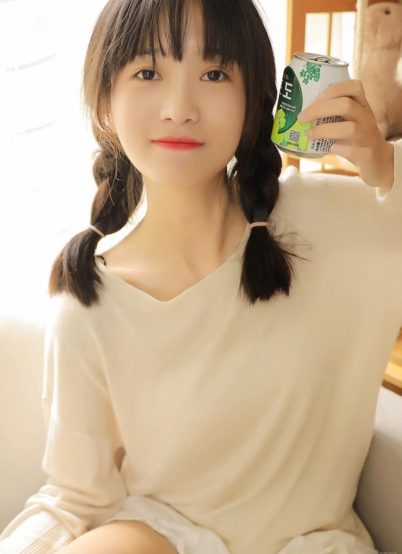 娇嫩小女生清纯漂亮美丽图片