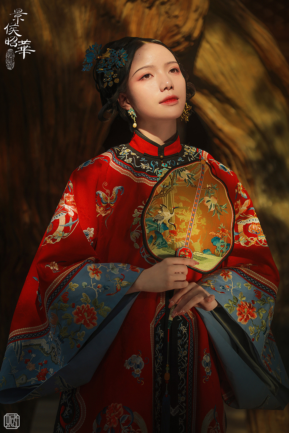 温婉大气的红妆美女复古汉服图片