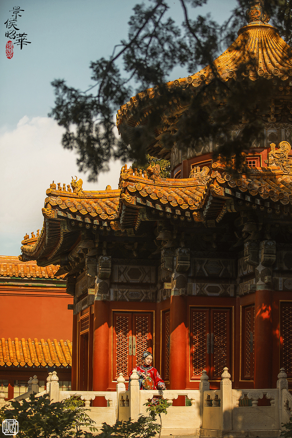 温婉大气的红妆美女复古汉服图片