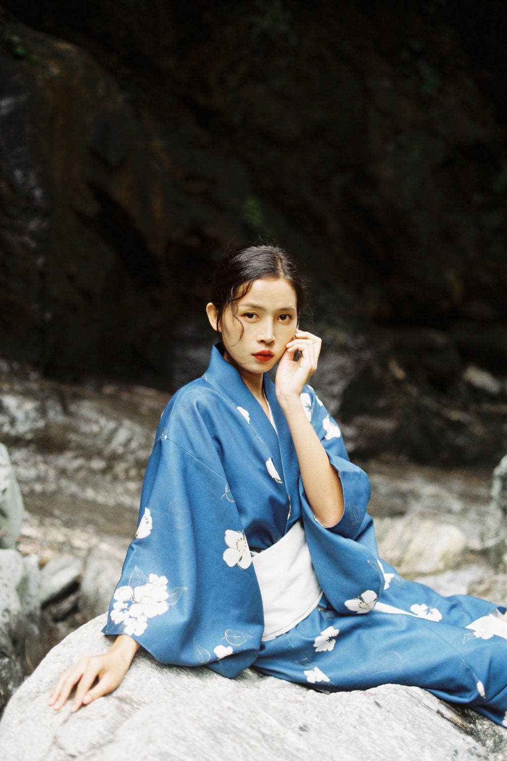 和服美女温婉古风摄影图片